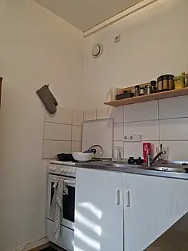 Snapshot of Maiki82 chatting on January 2025 09:32:01 AM Maiki82 online show from January 2025 09:32:01 AM