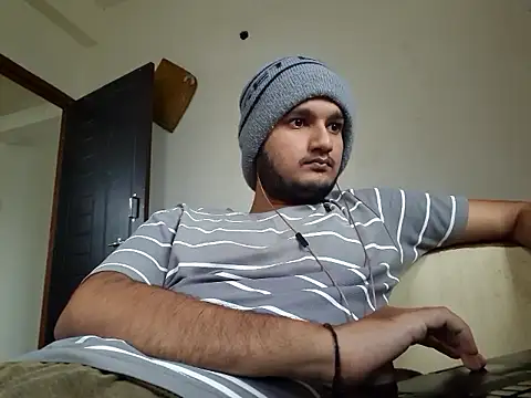 Jonrobinso online show from September 2025 04:39:02 AM