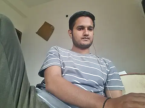 Jonrobinso online show from October 2025 04:37:01 AM