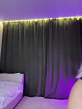 Snapshot of LoveLuna_ chatting on May 2026 09:10:02 PM LoveLuna online show from May 2026 09:10:02 PM
