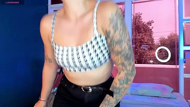 MelaniieRoux online show from March 2026 07:46:02 PM