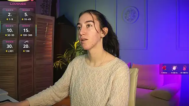 Belle Via online show from October 2025 04:04:02 PM