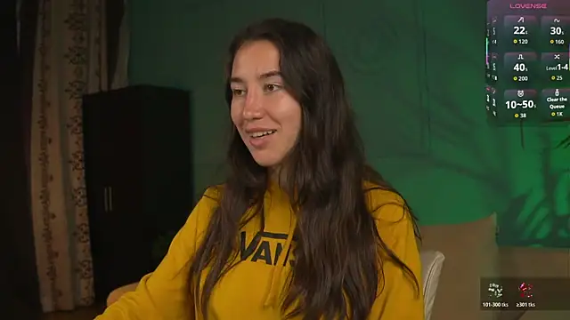 Snapshot of Belle_Via chatting on May 2026 05:09:02 PM Belle Via online show from May 2026 05:09:02 PM