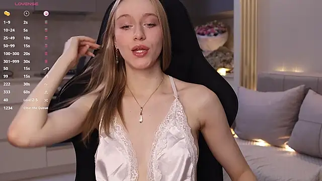 PollyAgata online show from November 2025 07:14:02 PM