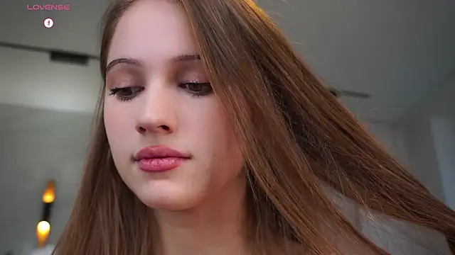 Snapshot of hecola chatting on November 2025 11:21:01 AM hecola online show from November 2025 11:21:01 AM