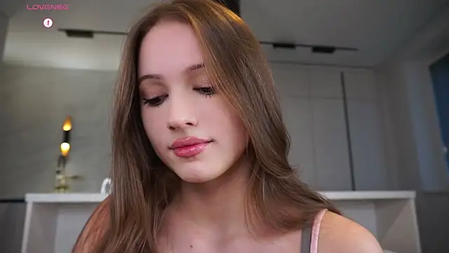 Snapshot of hecola chatting on November 2025 12:15:02 PM hecola online show from November 2025 12:15:02 PM