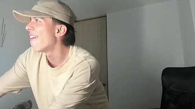 Tony Hoffa online show from March 2025 06:12:01 PM