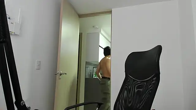 Tony Hoffa online show from March 2025 08:38:02 PM