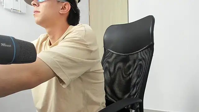 Tony Hoffa online show from March 2025 10:19:02 PM