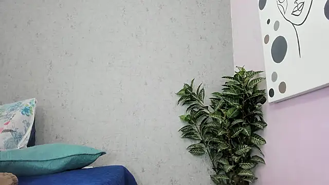 Tiffany mendez online show from February 2026 12:04:02 PM