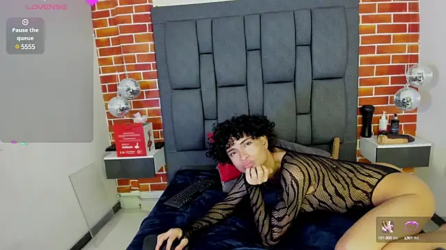 appolo jay online show from February 2025 10:47:02 PM