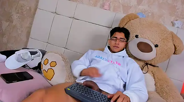 Snapshot of Muichiro_tokito1 chatting on December 2024 10:42:02 AM Muichiro tokito1 online show from December 2024 10:42:02 AM