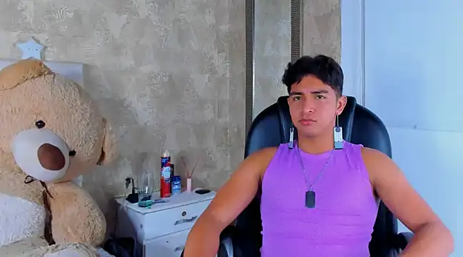 Snapshot of Muichiro_tokito1 chatting on January 2025 03:48:01 AM Muichiro tokito1 online show from January 2025 03:48:01 AM