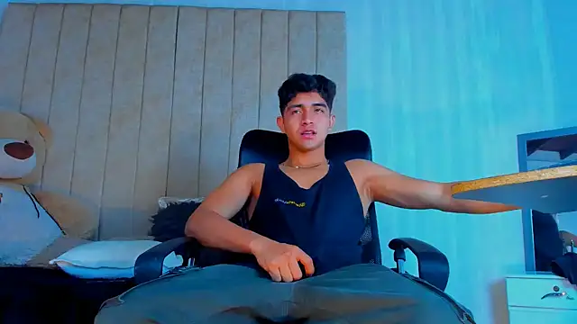 Snapshot of Muichiro_tokito1 chatting on February 2025 03:54:01 AM Muichiro tokito1 online show from February 2025 03:54:01 AM