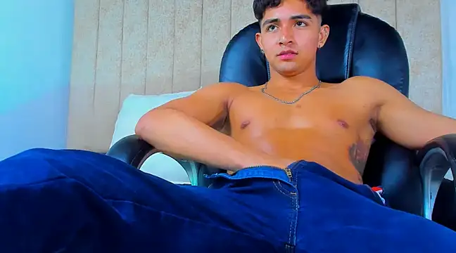 Snapshot of Muichiro_tokito1 chatting on February 2025 07:12:01 AM Muichiro tokito1 online show from February 2025 07:12:01 AM