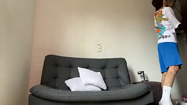 Saturno v online show from March 2025 05:15:02 PM