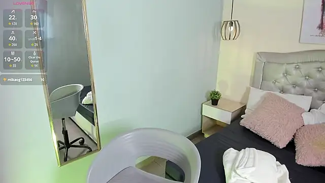 escarleth   online show from January 2026 01:38:02 PM