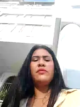 Snapshot of Miia_grand chatting on December 2024 12:06:01 PM Miia grand online show from December 2024 12:06:01 PM