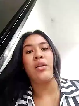 Snapshot of Miia_grand chatting on December 2024 09:58:02 PM Miia grand online show from December 2024 09:58:02 PM