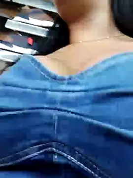 Snapshot of Miia_grand chatting on December 2024 06:02:01 PM Miia grand online show from December 2024 06:02:01 PM