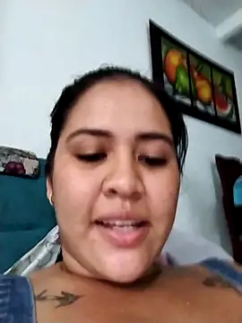 Snapshot of Miia_grand chatting on February 2025 10:10:02 PM Miia grand online show from February 2025 10:10:02 PM