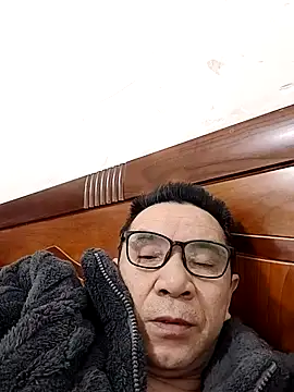 yjw6688 online show from February 2026 12:19:02 AM