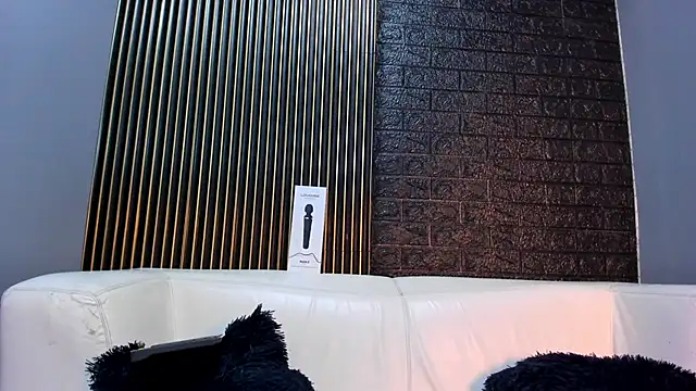 Siena morales online show from February 2026 04:07:02 PM