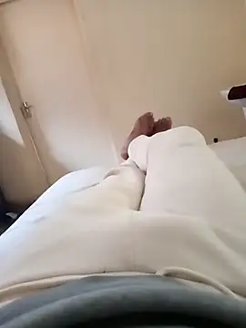 izinjamfee2 online show from September 2025 12:39:01 PM