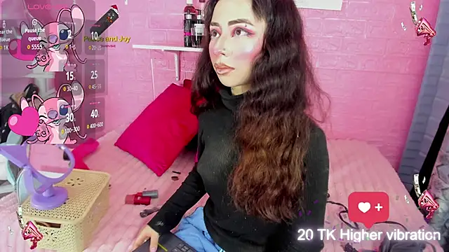 hanna  azumi online show from October 2025 03:40:01 AM