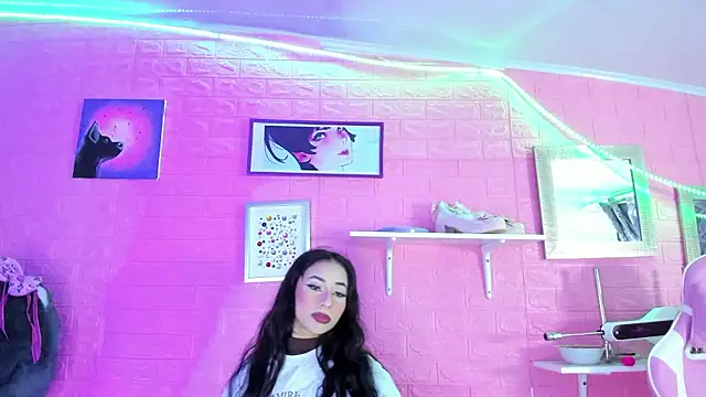 hanna  azumi online show from February 2026 02:54:01 AM