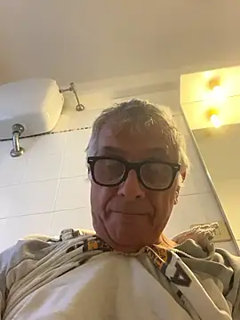 4n4l1zz4m1 online show from January 2026 02:41:01 PM