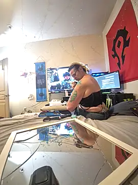 Snapshot of lit702 chatting on February 2026 12:10:02 PM lit702 online show from February 2026 12:10:02 PM