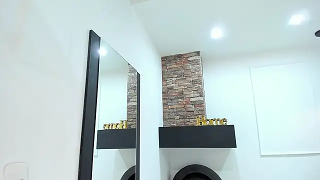 LenaRuiz  online show from October 2025 12:04:01 PM