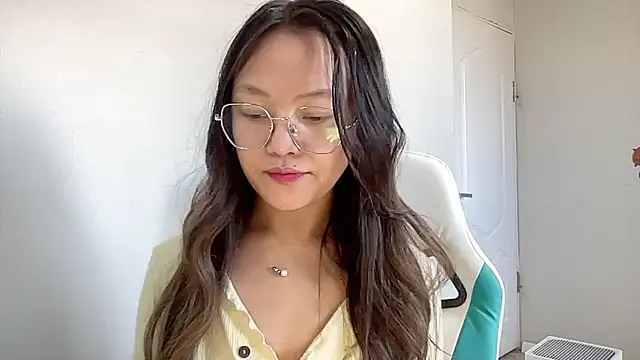 Risalynn online show from January 2025 06:23:02 AM