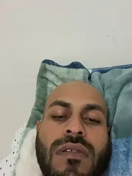 Snapshot of islandvybee55 chatting on December 2024 03:24:01 AM islandvybee55 online show from December 2024 03:24:01 AM