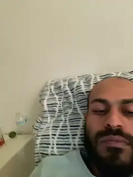 Snapshot of islandvybee55 chatting on February 2025 10:29:02 PM islandvybee55 online show from February 2025 10:29:02 PM