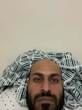 Snapshot of islandvybee55 chatting on March 2025 11:46:01 PM islandvybee55 online show from March 2025 11:46:01 PM