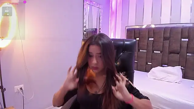 CookiesAndBoots online show from January 2025 05:05:02 AM