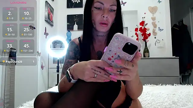 cicciolina online show from October 2025 12:27:01 PM