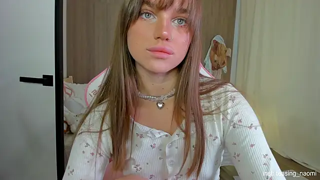 aesthetics  tease online show from November 2025 03:39:02 AM