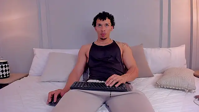 Dominick star online show from January 2026 04:26:01 AM