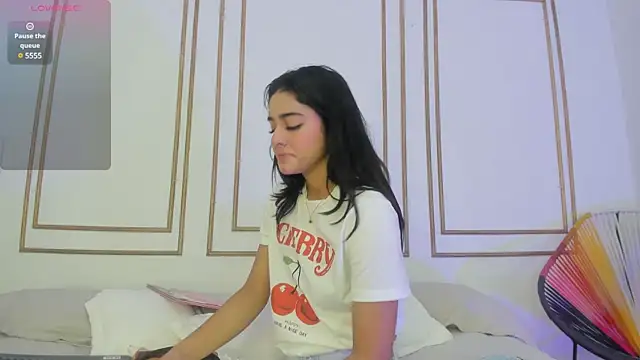 Snapshot of natalia_aguirre1 chatting on February 2025 12:47:01 PM natalia aguirre1 online show from February 2025 12:47:01 PM