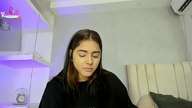 natalia aguirre1 online show from January 2026 12:10:01 PM