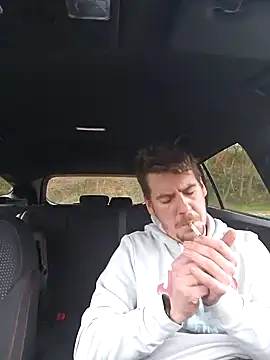 Titanhoott online show from January 2025 11:33:01 AM