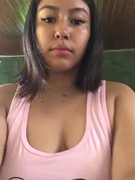 Snapshot of EmmaRossem chatting on January 2025 08:13:02 PM EmmaRossem online show from January 2025 08:13:02 PM