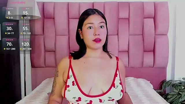 Snapshot of EmmaRossem chatting on March 2025 07:31:02 PM EmmaRossem online show from March 2025 07:31:02 PM