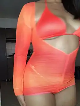 Snapshot of EmmaRossem chatting on October 2025 07:14:01 PM EmmaRossem online show from October 2025 07:14:01 PM