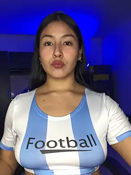 Snapshot of EmmaRossem chatting on December 2025 07:30:02 PM EmmaRossem online show from December 2025 07:30:02 PM