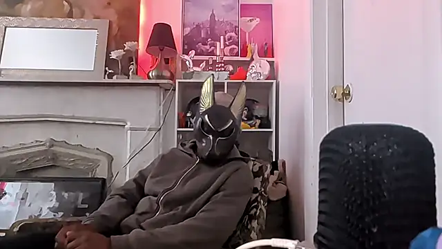 Luvcoxinholes online show from November 2025 02:31:02 PM