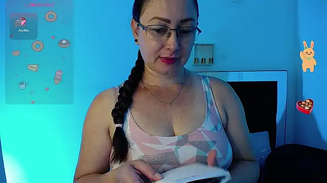 Snapshot of milly_sanchez chatting on May 2026 09:42:01 PM milly sanchez online show from May 2026 09:42:01 PM